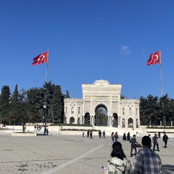 Exploring the Rich History of Beyazıt: Istanbul’s Timeless District