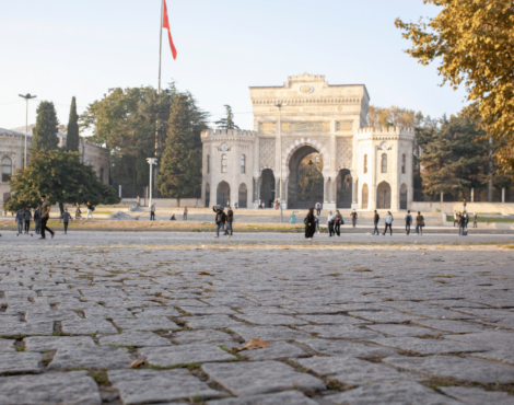 Exploring Beyazıt Square and the Heart of Old Istanbul